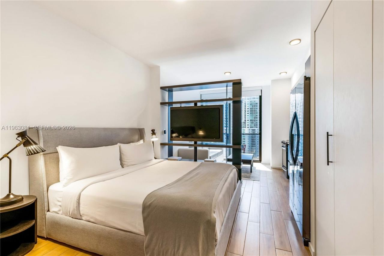 398 NE 5th St, Unit 2116, Miami, FL 33132 Photo