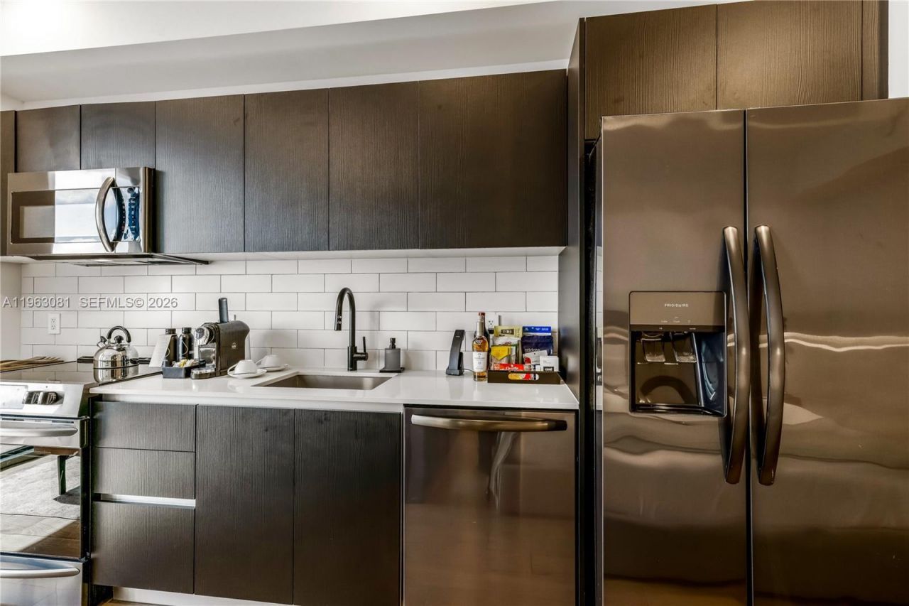 398 NE 5th St, Unit 2116, Miami, FL 33132 Photo