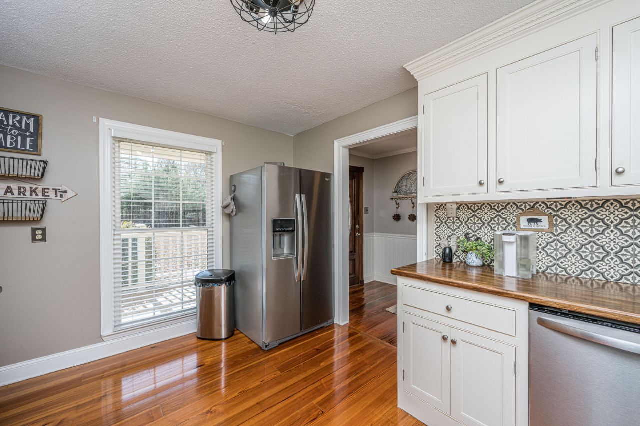 200 Duxback Lane Photo 20