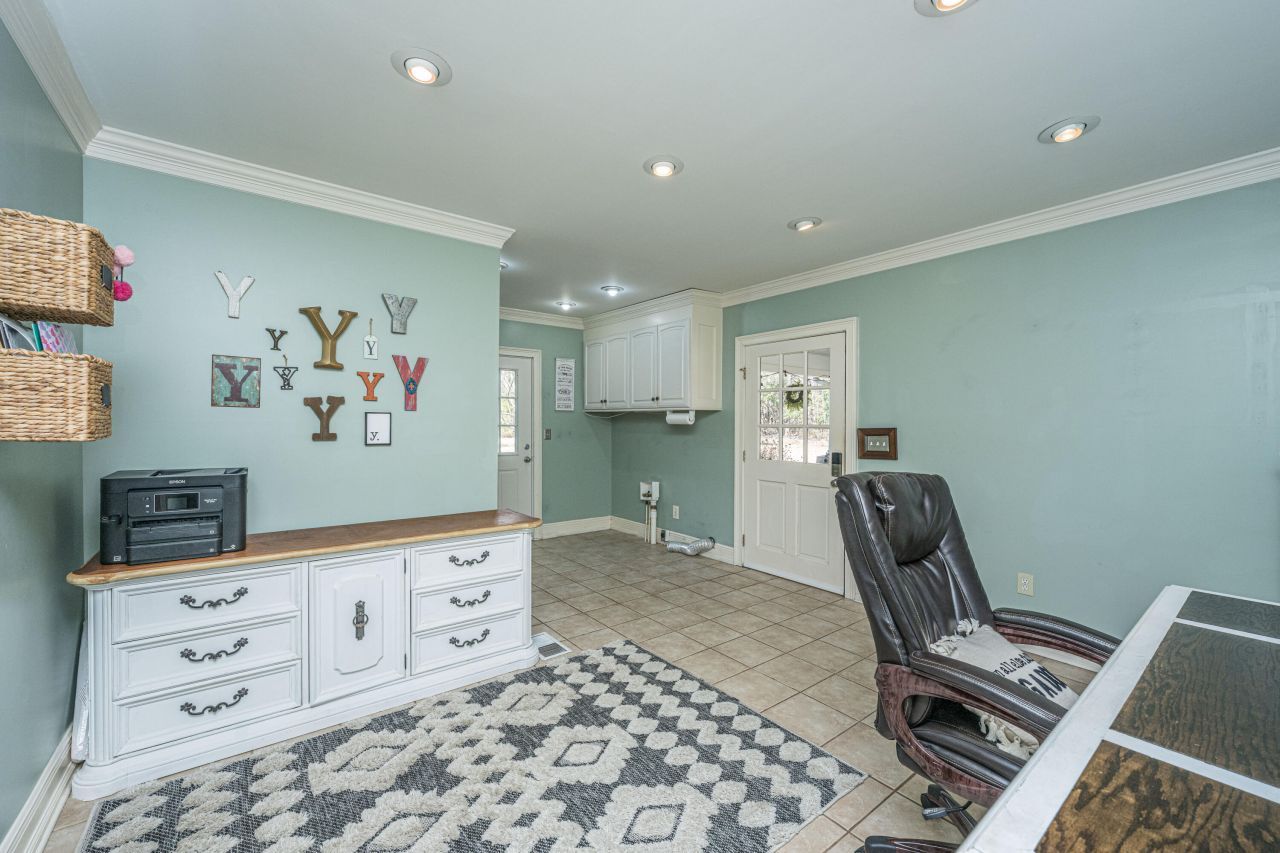 200 Duxback Lane Photo 27