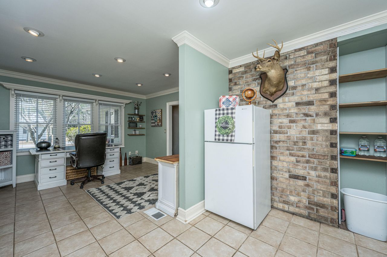 200 Duxback Lane Photo 28