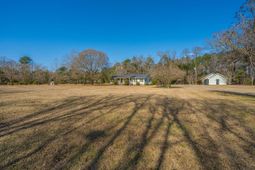 200 Duxback Lane photo 4