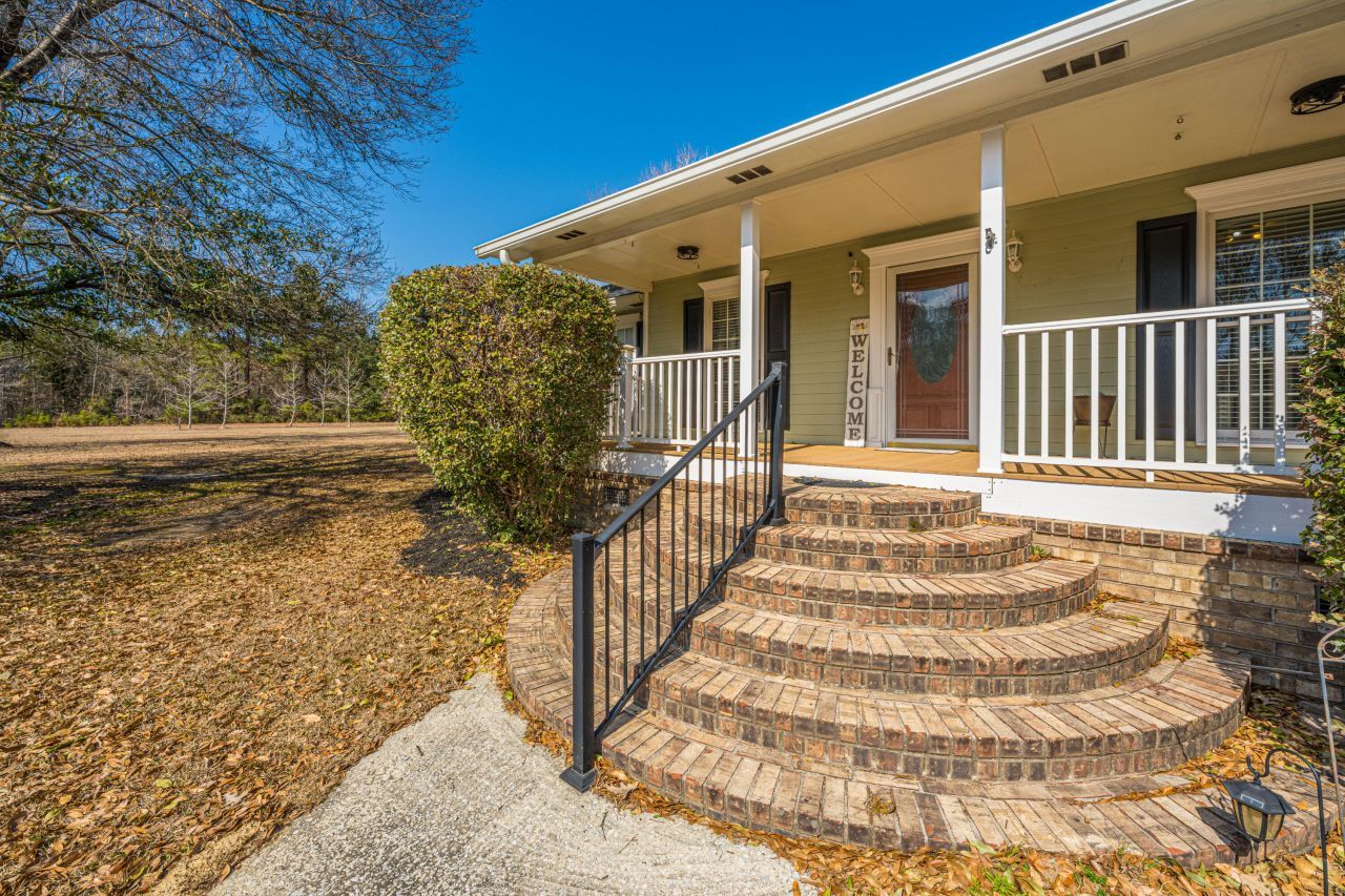 200 Duxback Lane Photo 8