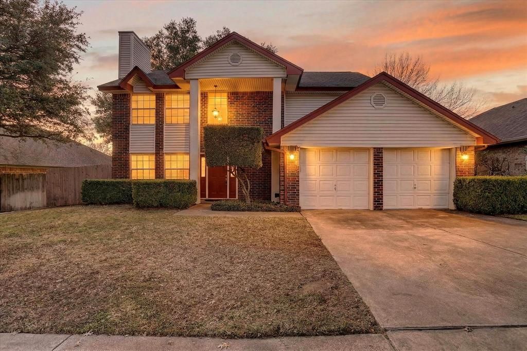 1017 Parkhill Avenue, Saginaw, TX 76179 Main Photo