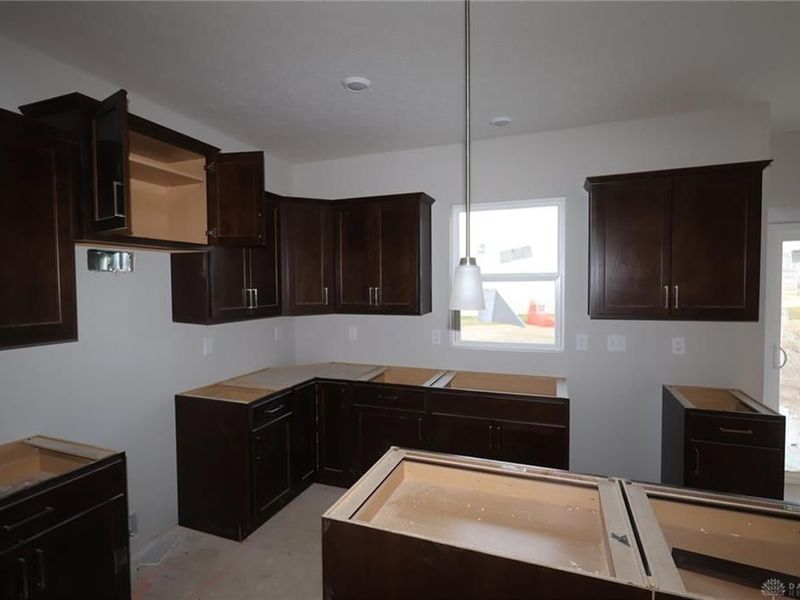 443 Crossing Lane, Unit 8290, Miami Township, OH 45449 Photo 3