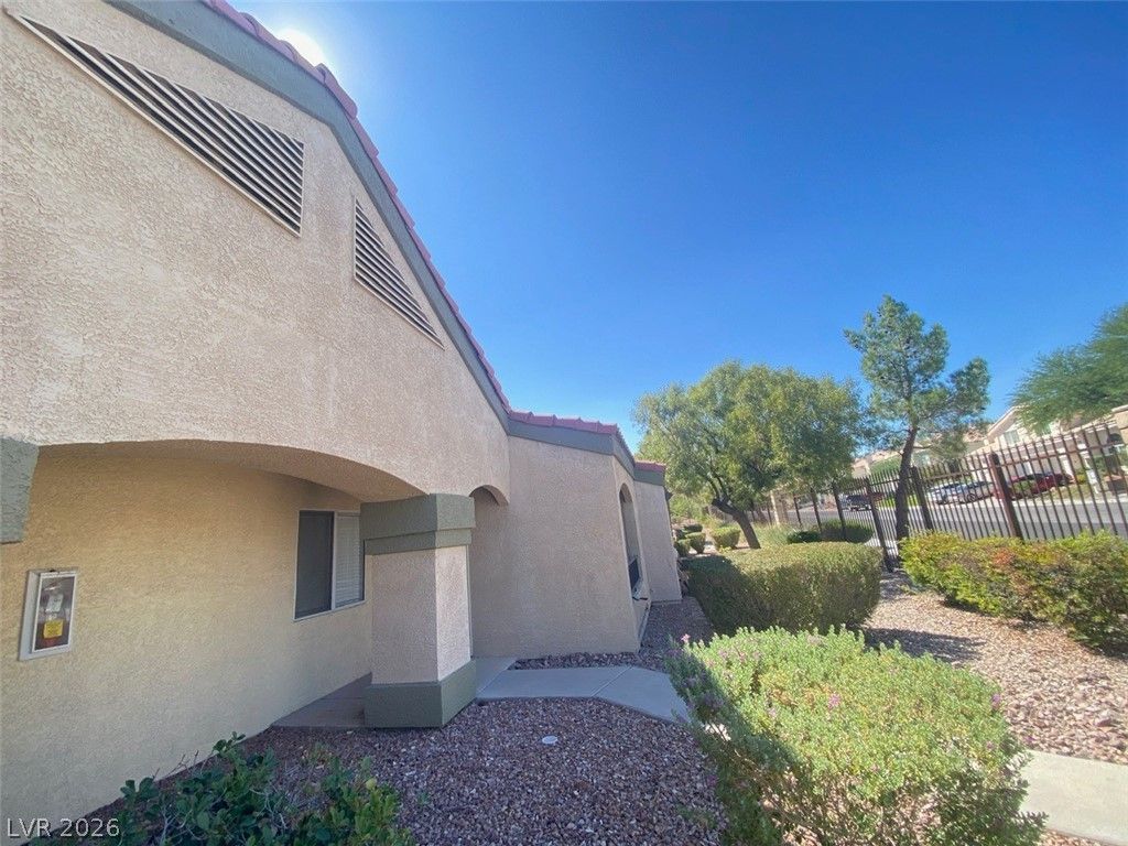 7885 W Flamingo Road, Unit 1050, Las Vegas, NV 89147 Main Photo
