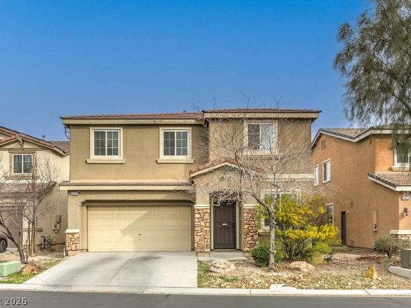 6432 Setting Moon Street, North Las Vegas, NV 89084