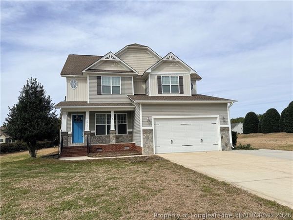 3917 Barnsdale Drive, Wade, NC 28395