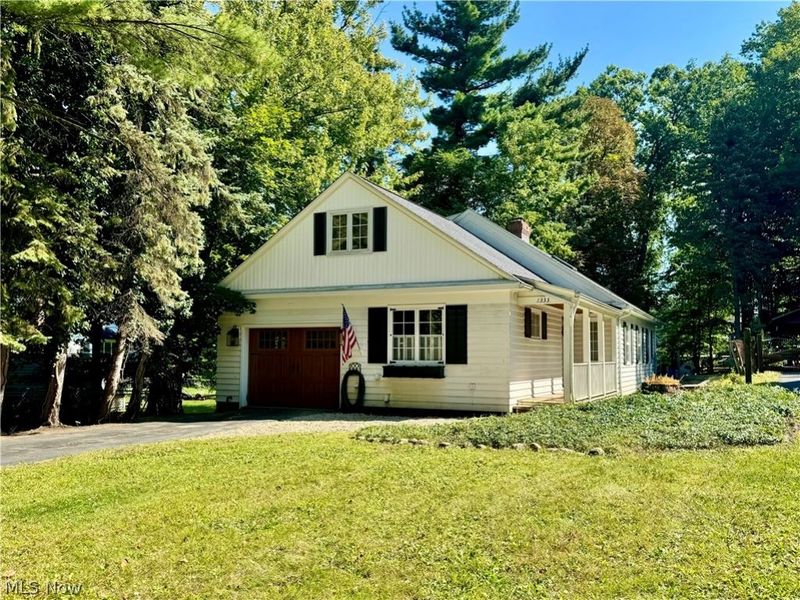 1333 Clearview Road, Lyndhurst, OH 44124 Photo 2