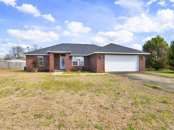 3332 N Simmons Rd, Jay, FL 32565