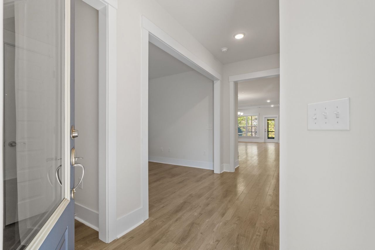 6095 Tramonto St. Photo 11