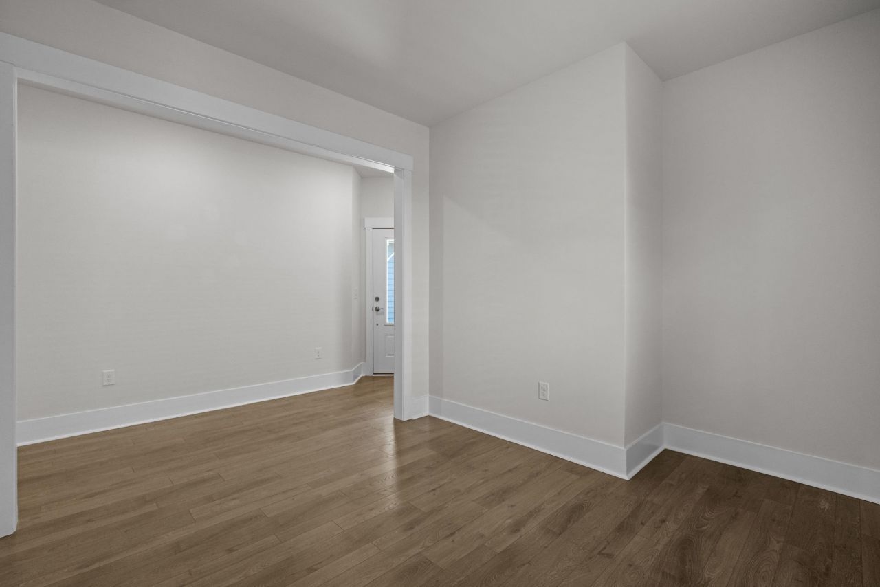 6095 Tramonto St. Photo 13