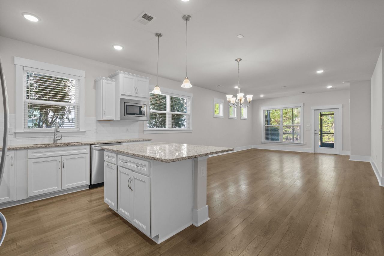 6095 Tramonto St. Photo 14