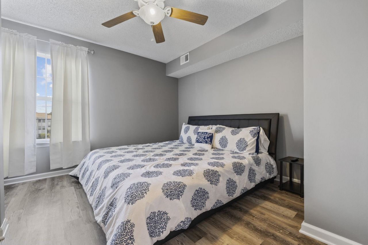 2265 Huntingdon Dr. Photo 15