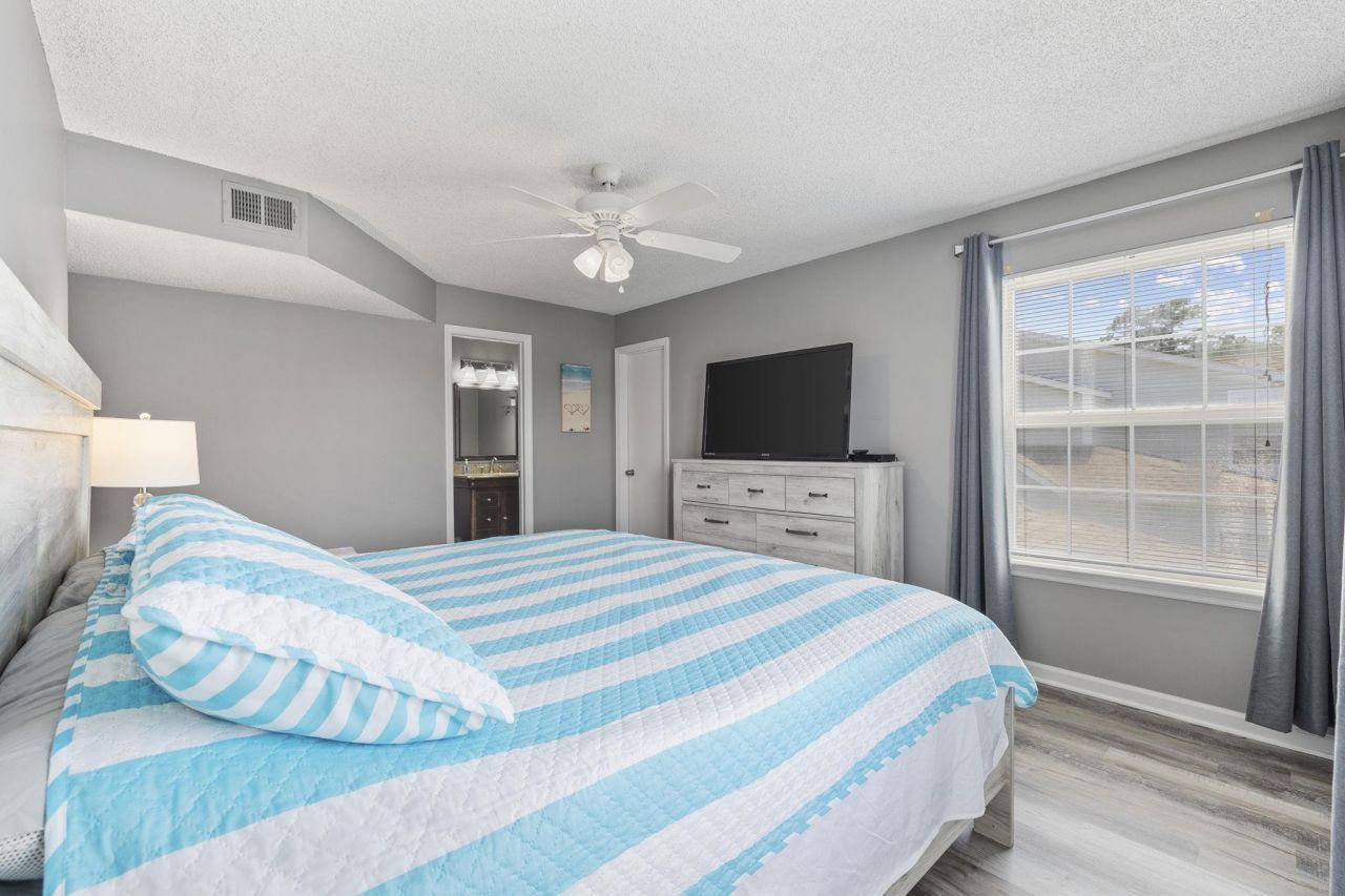 2265 Huntingdon Dr. Photo 18