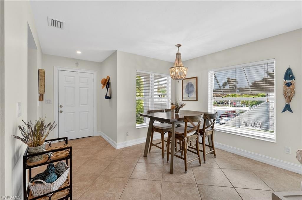 523 Club Side Dr, Unit 2-523, Naples, FL 34110 Photo