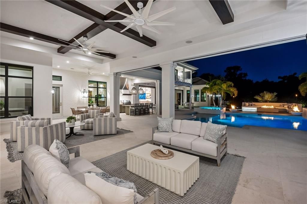 186 North St, Naples, FL 34108 Photo