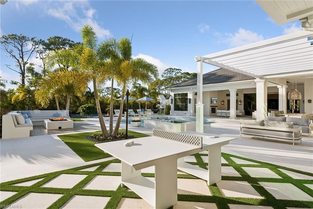 186 North St, Naples, FL 34108 Photo