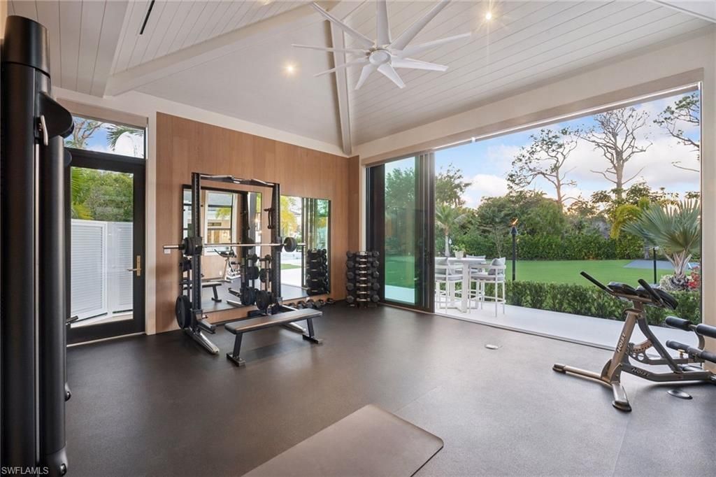 186 North St, Naples, FL 34108 Photo