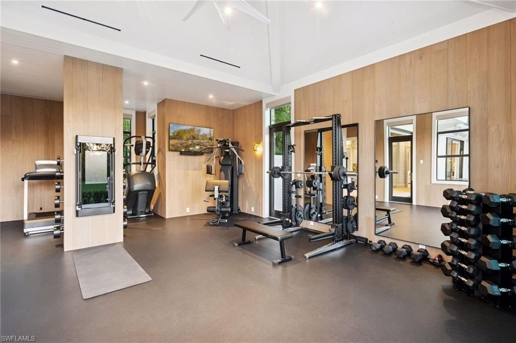 186 North St, Naples, FL 34108 Photo