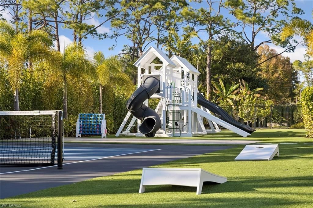 186 North St, Naples, FL 34108 Photo