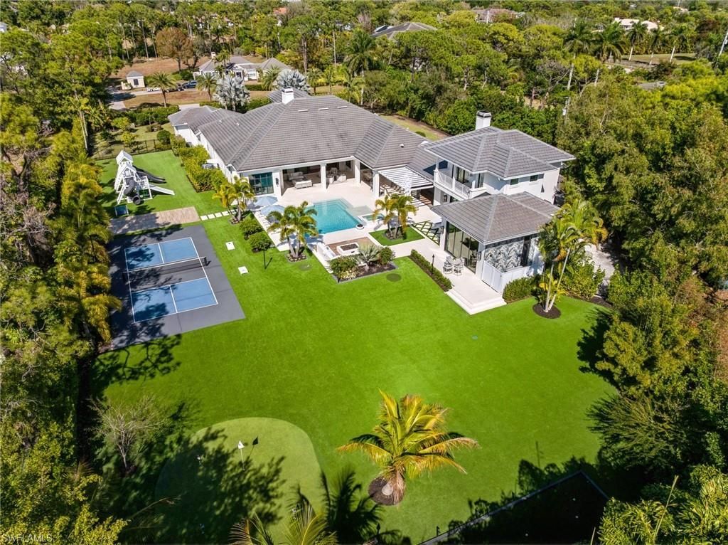 186 North St, Naples, FL 34108 Photo