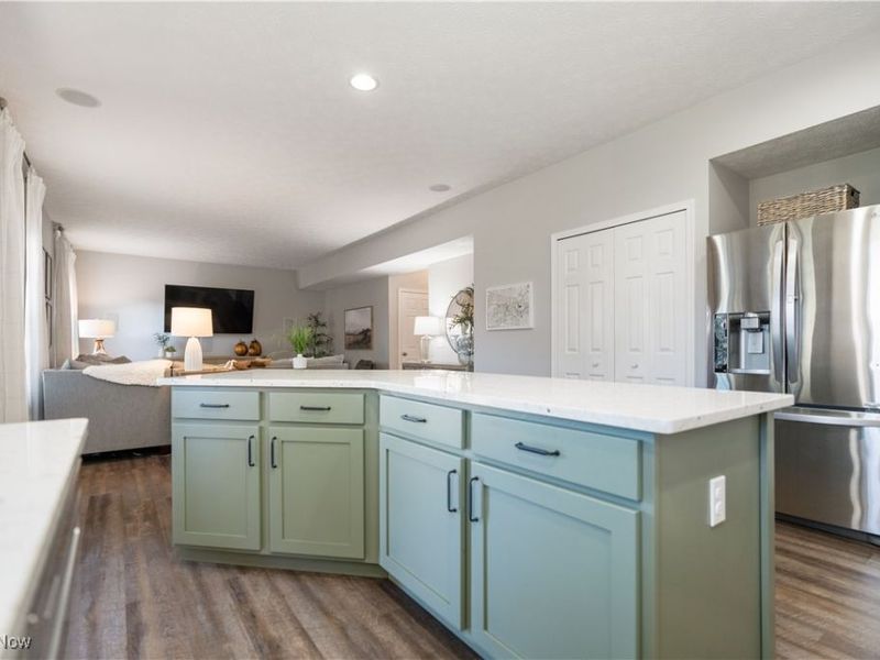 884 Highridge Lane, Kent, OH 44240 Photo 13