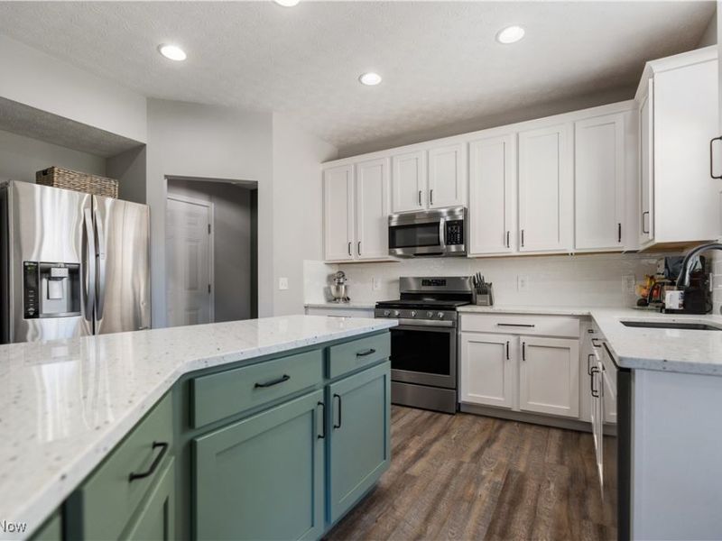 884 Highridge Lane, Kent, OH 44240 Photo 14