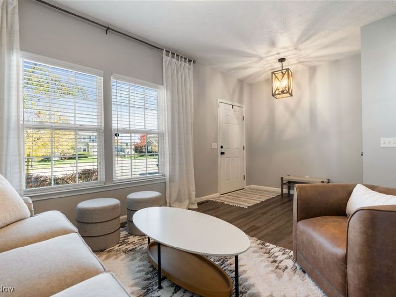 884 Highridge Lane, Kent, OH 44240 Photo 5