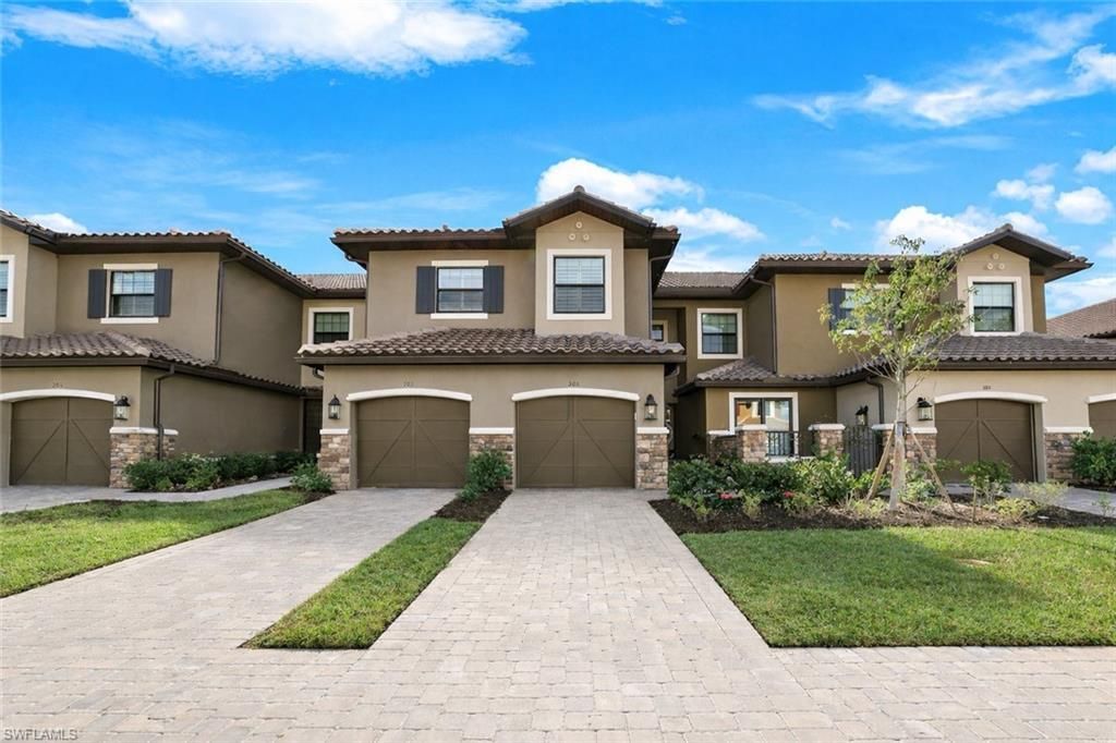 15336 Lucerna St, Unit 203, Naples, FL 34114 Photo