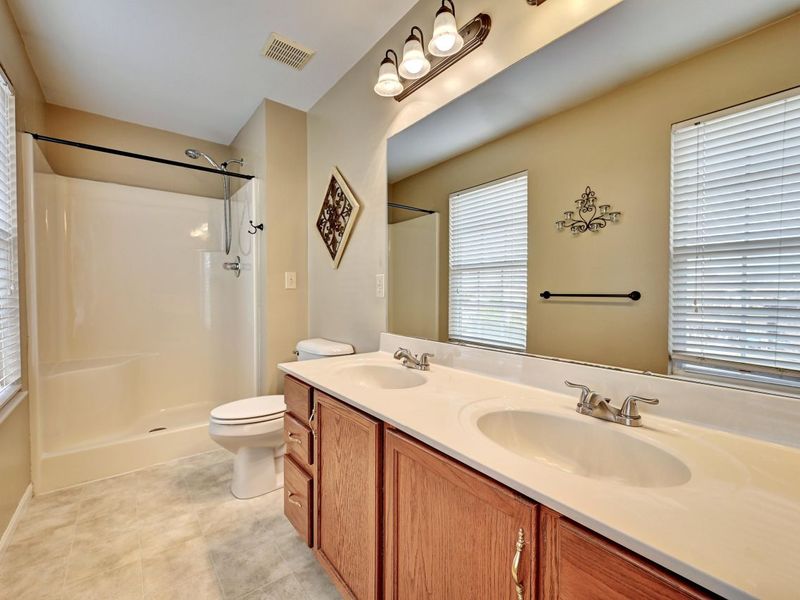 8500 Moonstone Court, Florence, KY 41042 Photo 11