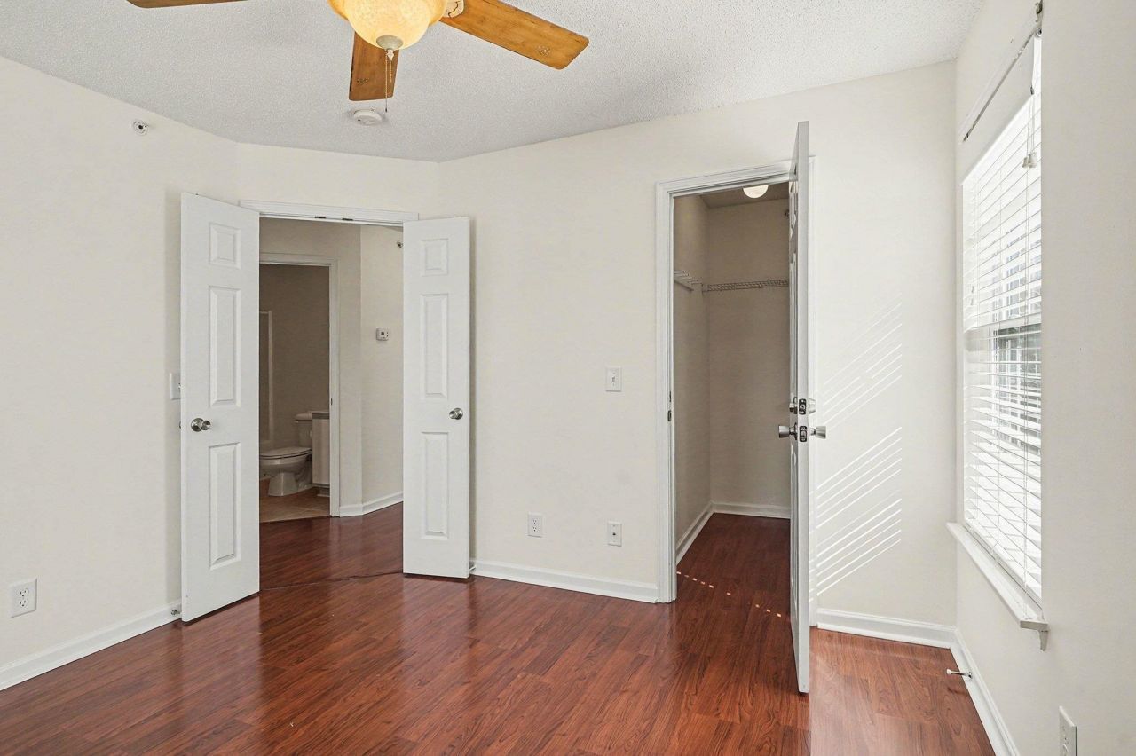 4920 Twin Pond Ct. Photo 19