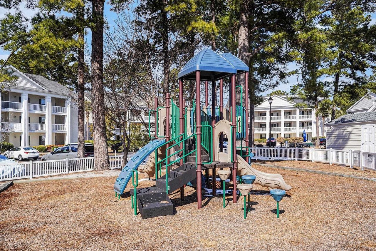 4920 Twin Pond Ct. Photo 34