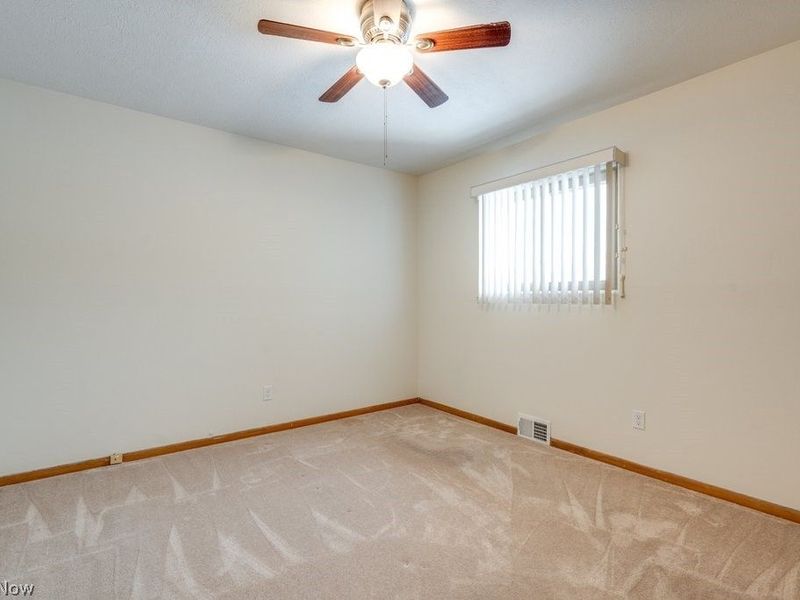 5731 Meadow Lane, Bedford Heights, OH 44146 Photo 13