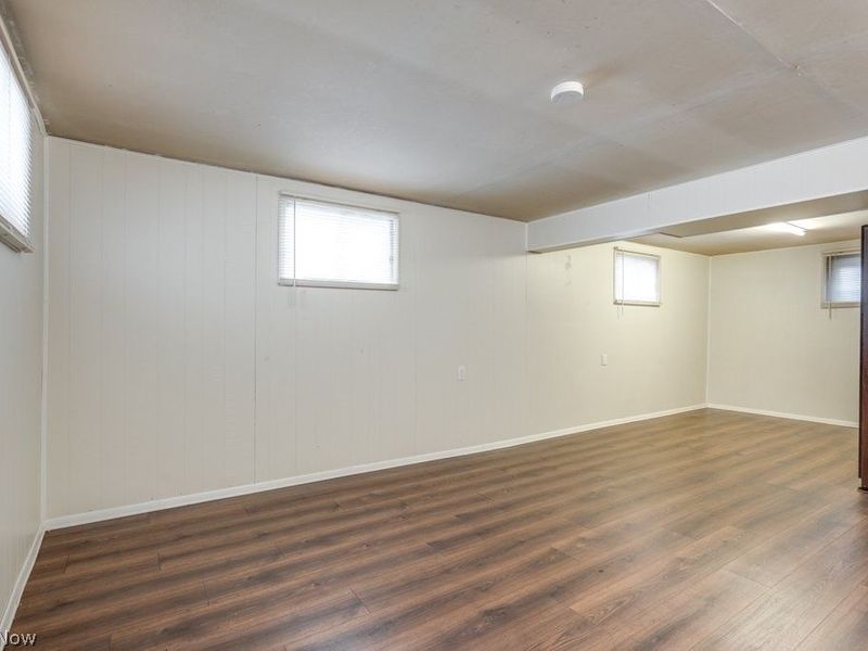 5731 Meadow Lane, Bedford Heights, OH 44146 Photo 17