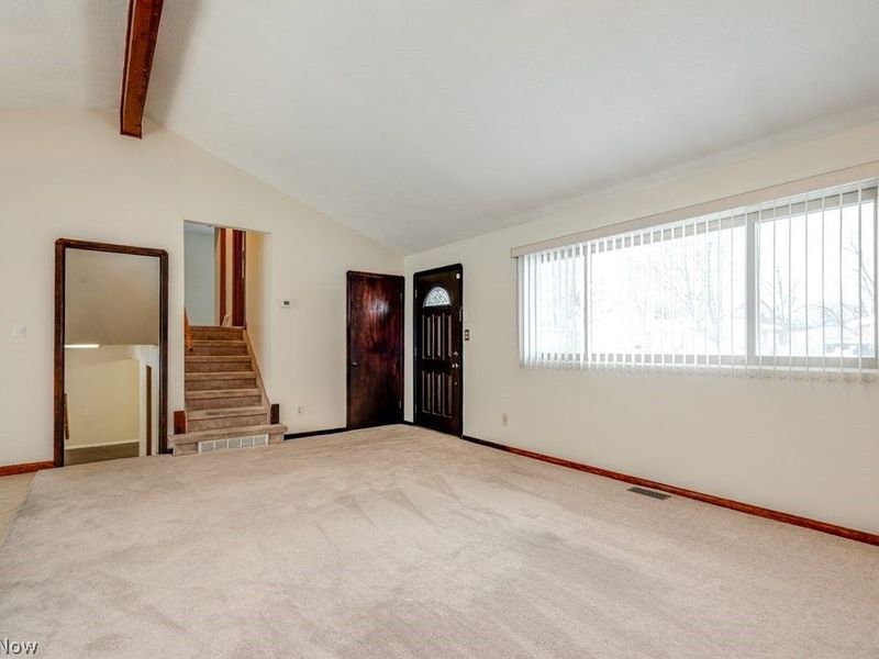 5731 Meadow Lane, Bedford Heights, OH 44146 Photo 7