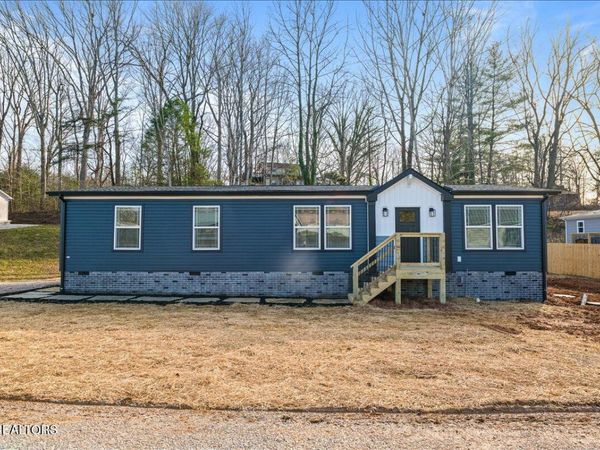 351 McDeerman Rd, Jacksboro, TN 37757