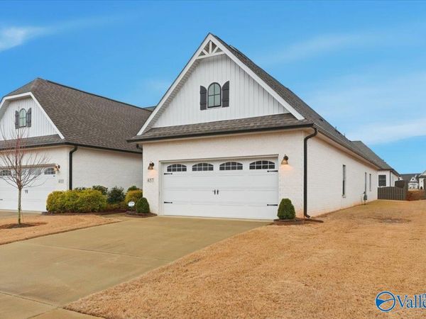 457 Legend Oak Way SW, Huntsville, AL 35824