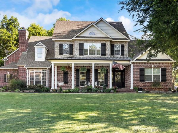 19524 E 74th Place North, Owasso, OK 74055