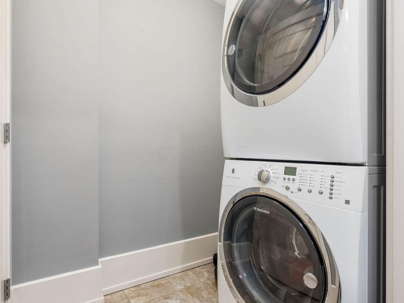 626 Jaeger Street, Unit 7, Columbus, OH 43206 Photo 24