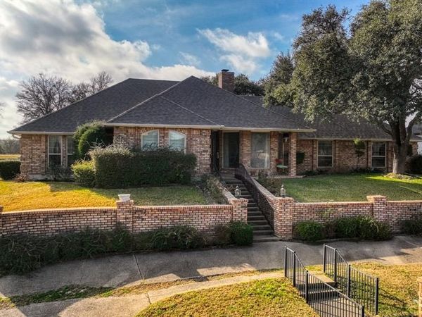 11705 Wind Creek Court, Fort Worth, TX 76008