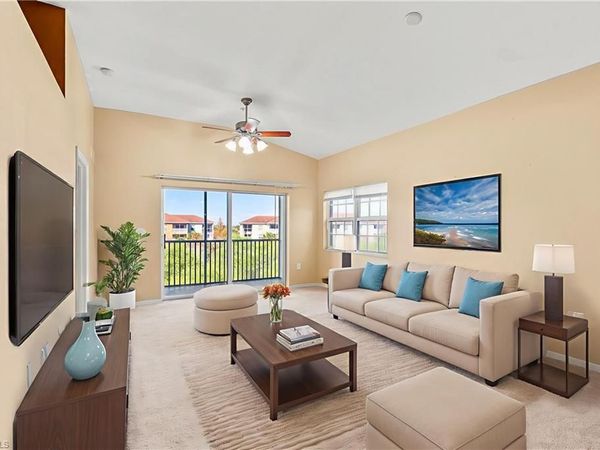 4530 Botanical Place CIR, Unit 406, NAPLES, FL 34112
