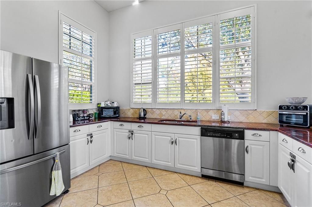 4530 Botanical Place Cir, Unit 406, Naples, FL 34112 Photo