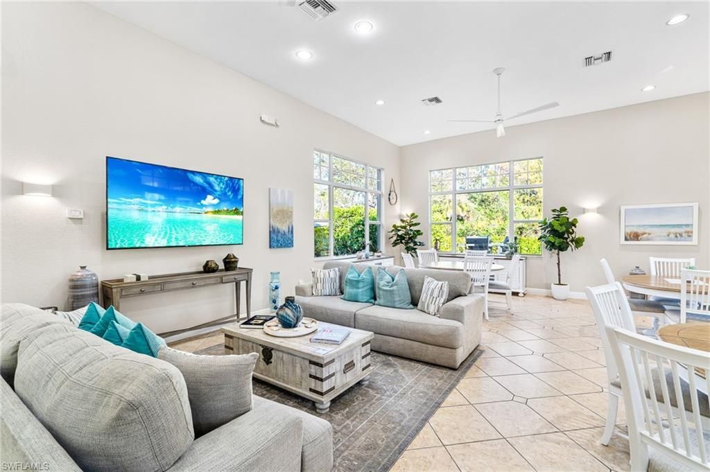 4530 Botanical Place Cir, Unit 406, Naples, FL 34112 Photo
