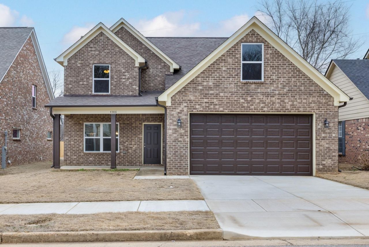 4386 Oaks Royal Dr, Memphis, TN 38128 Main Photo