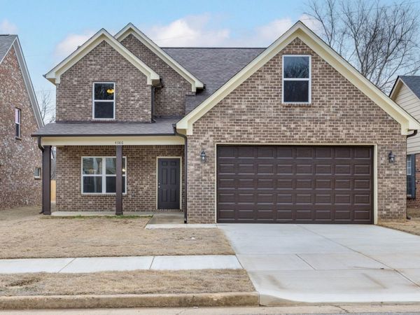 4386 OAKS ROYAL DR, Memphis, TN 38128