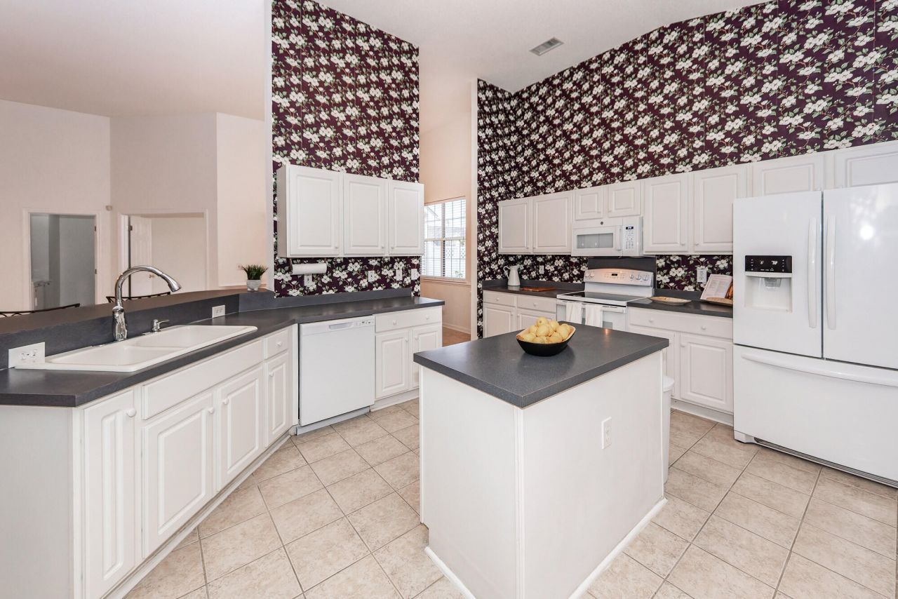 6044 Fieldstone Circle Photo 10