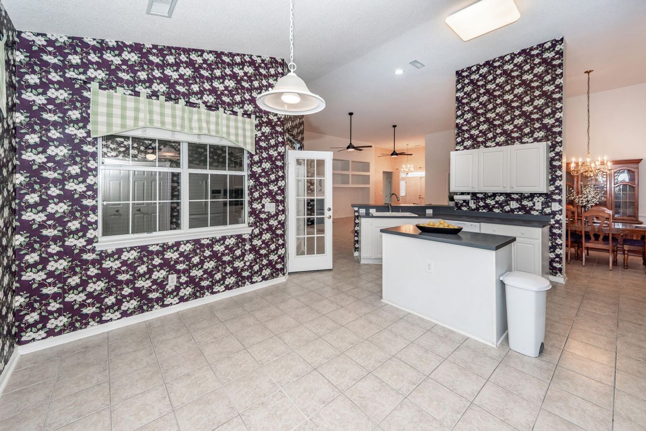 6044 Fieldstone Circle Photo 12