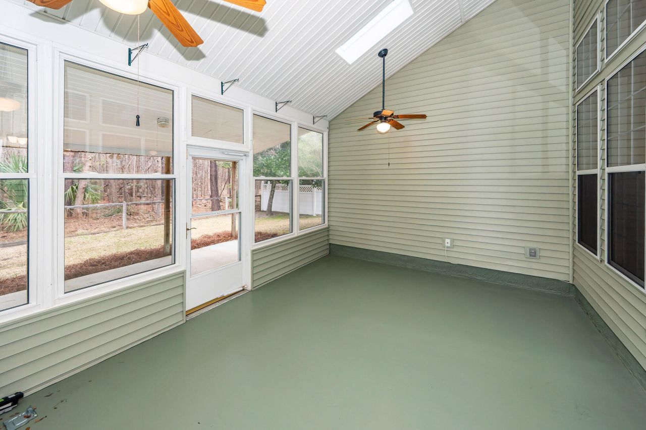 6044 Fieldstone Circle Photo 23