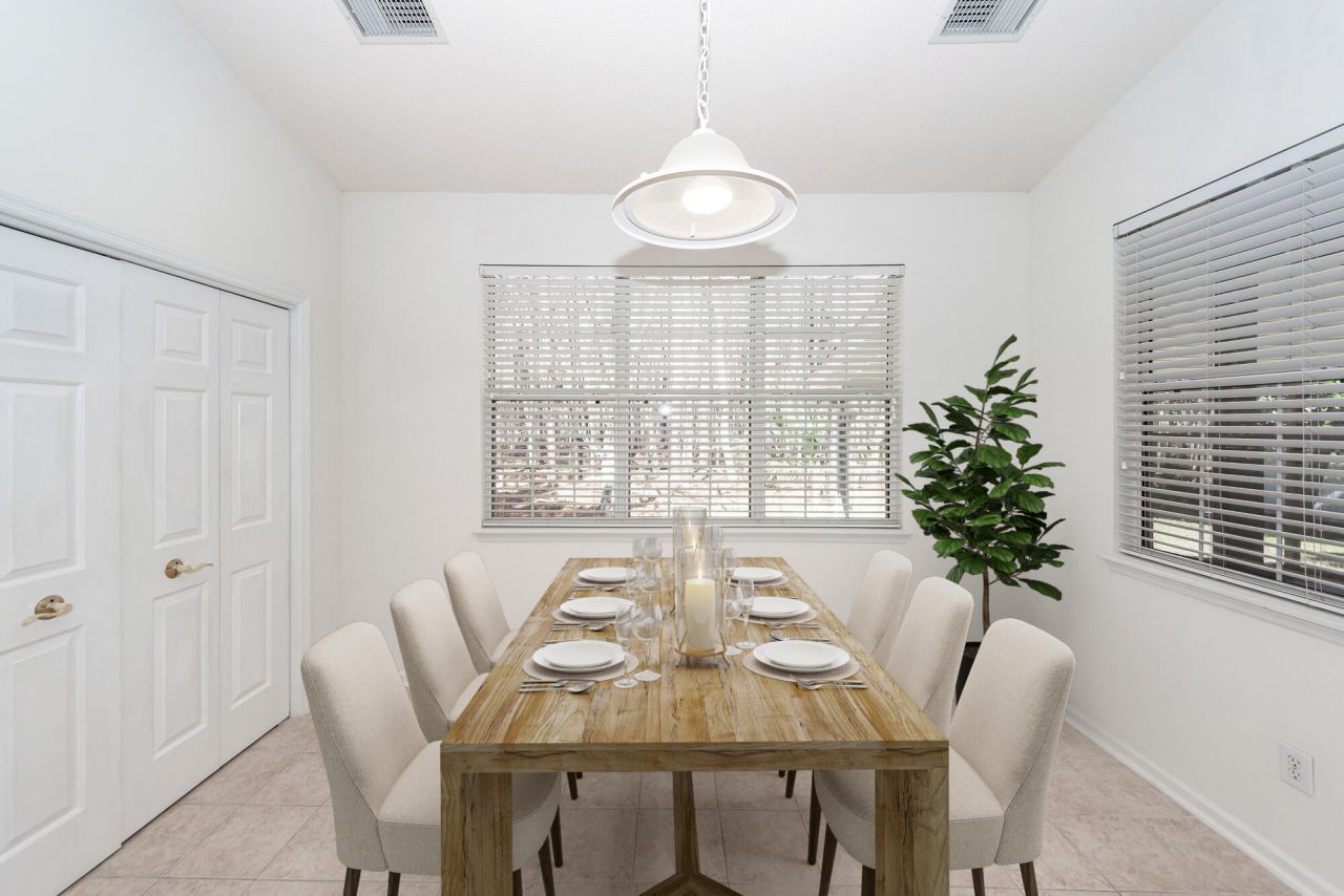 6044 Fieldstone Circle Photo 3